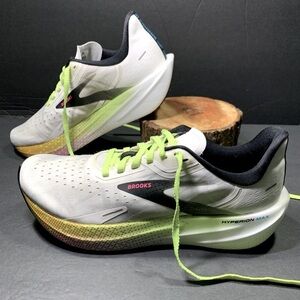 Brooks Hyperion Max Women’s Running Walking Sneakers Shoe Size-8.5